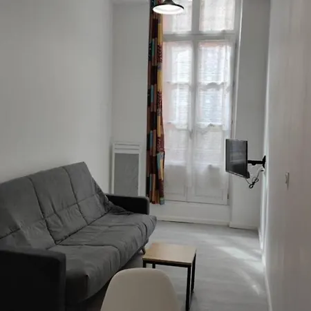 Saint Etienne Studio Lot 4