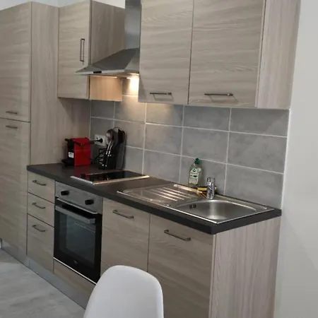 Saint Etienne Studio Lot 4